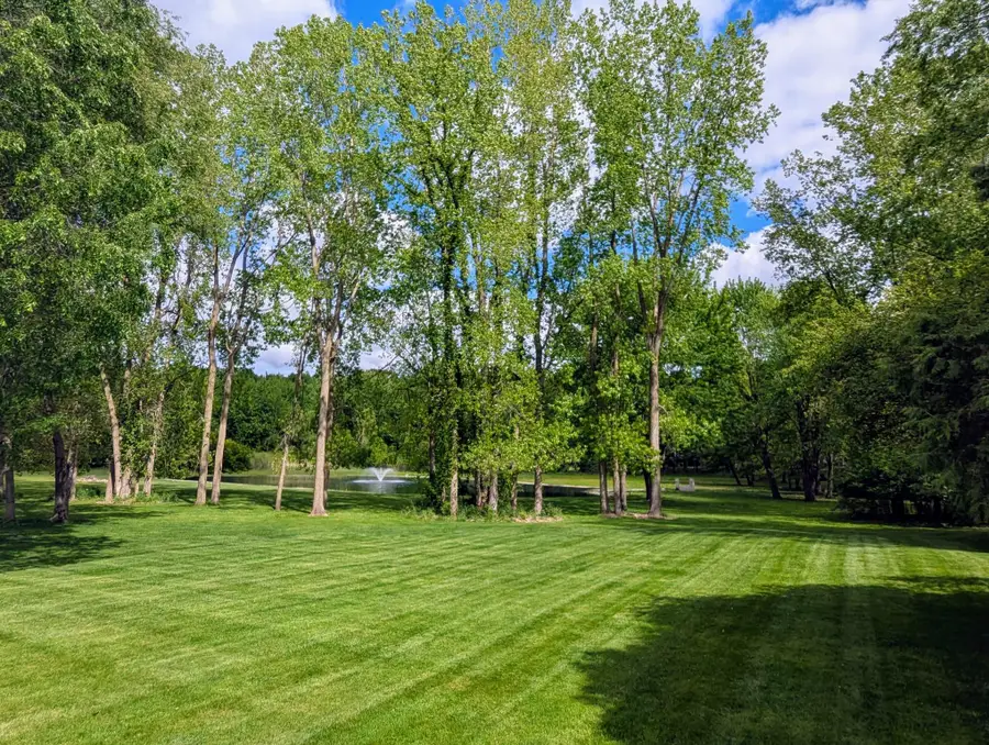 2205 Lake Wood Drive, Jackson, MI 49203 - #3
