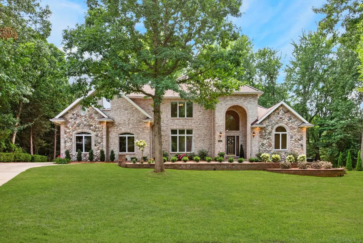 2966 Sundance Path, Stevensville, MI 49127 - #1