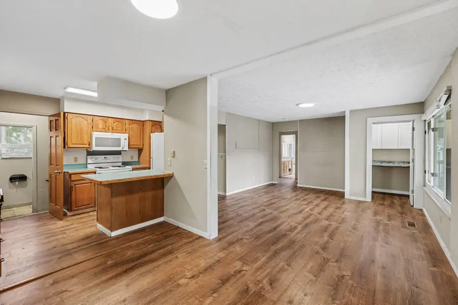 2117 Cogswell Drive, Lansing, MI 48906 - #3