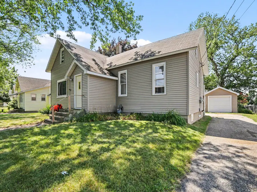 276 Third Street, Eastlake, MI 49626 - #2