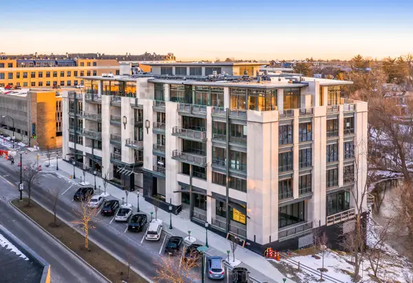 369 N Old Woodward Avenue #201, Birmingham, MI 48009