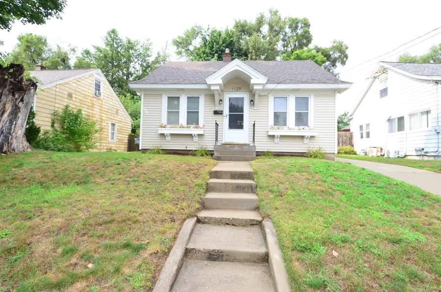1129 Hollywood Street Ne, Grand Rapids, MI 49505 - #3