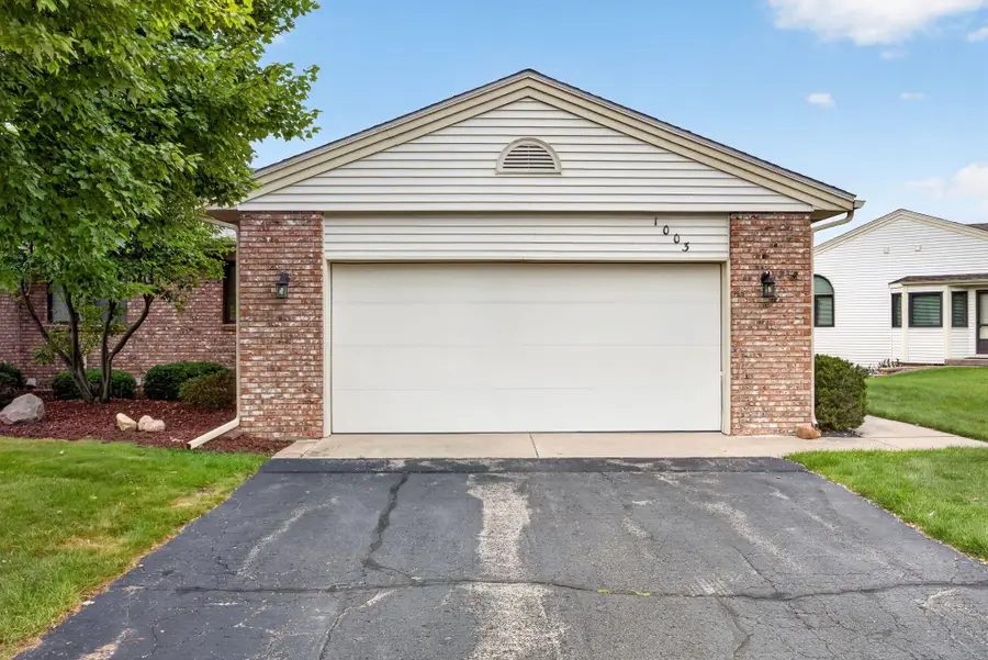 1003 Bayou Drive Sw, Byron Center, MI 49315 - #2