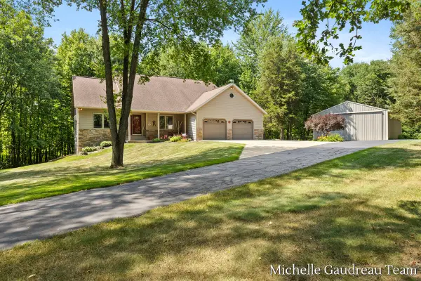 6244 Black Creek Drive, Middleville, MI 49333