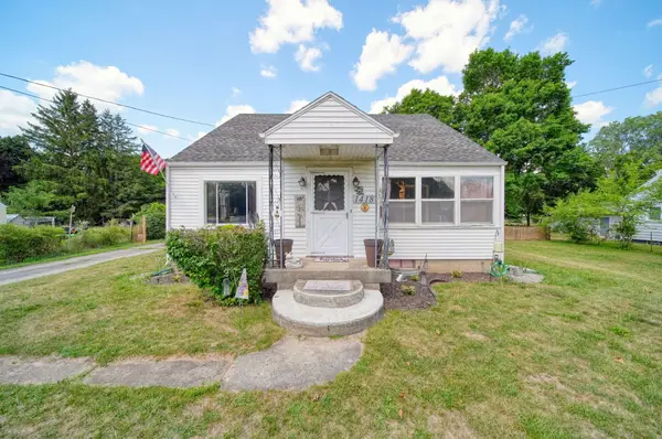 1418 Moore Road, Adrian, MI 49221