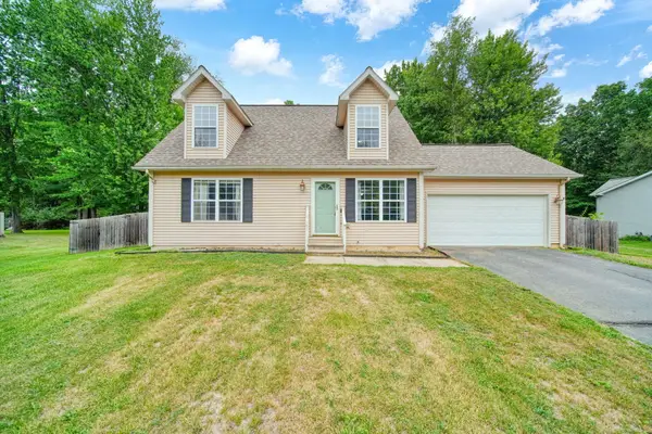 7966 Village Green Lane, Parma, MI 49269
