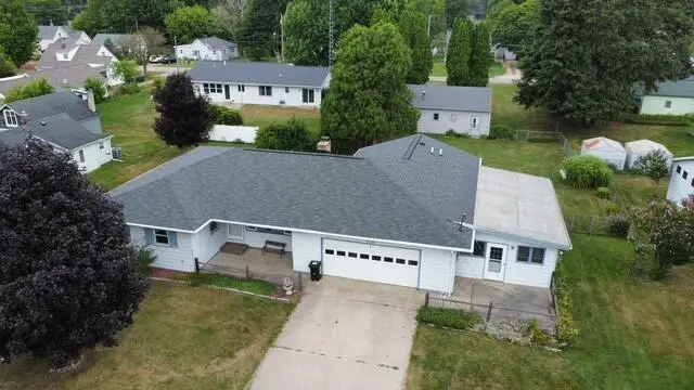 350 Frakes Street, Vicksburg, MI 49097 - #3