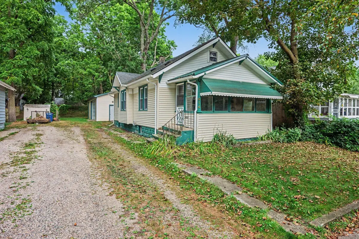 414 Trimble Avenue, Kalamazoo, MI 49048 - #1