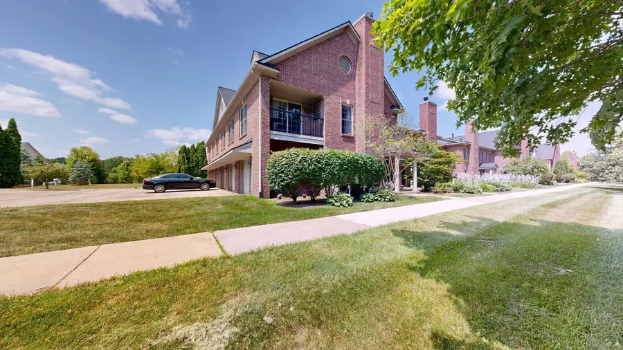 5615 Hampshire Lane, Ypsilanti, MI 48197 - #2