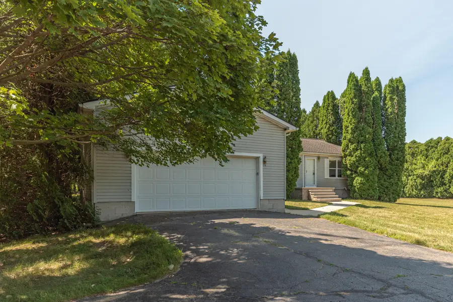 8002 Willow Road, Milan, MI 48160 - #3
