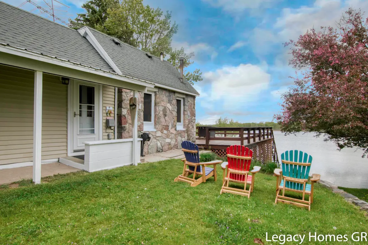 762 Parkwood Drive, Six Lakes, MI 48886 - #1