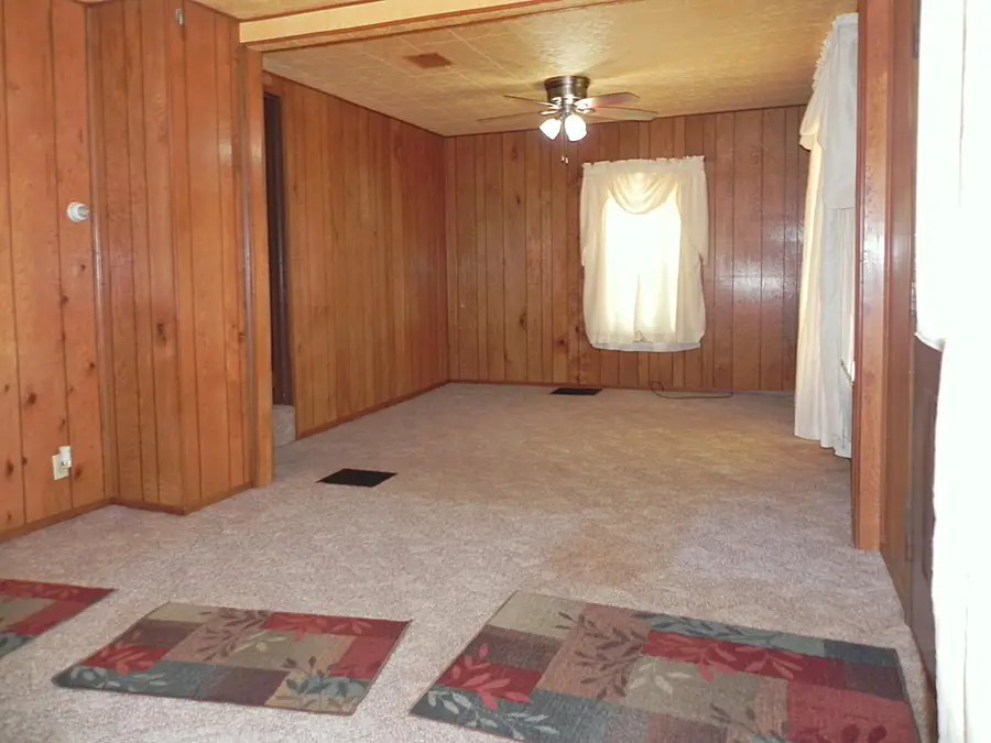 322 N Lakeview Avenue, Sturgis, MI 49091 - #2
