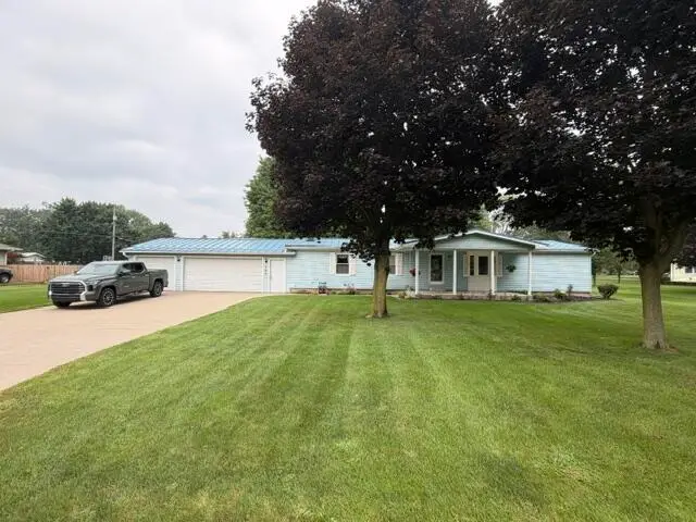 202 S Elm, White Pigeon, MI 49099 - #1