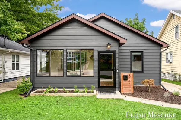 936 Valley Avenue Nw, Grand Rapids, MI 49504