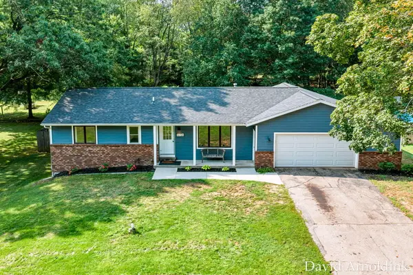 16726 James Street, Holland, MI 49424
