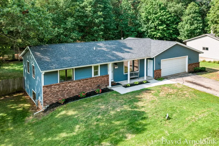 16726 James Street, Holland, MI 49424 - #2
