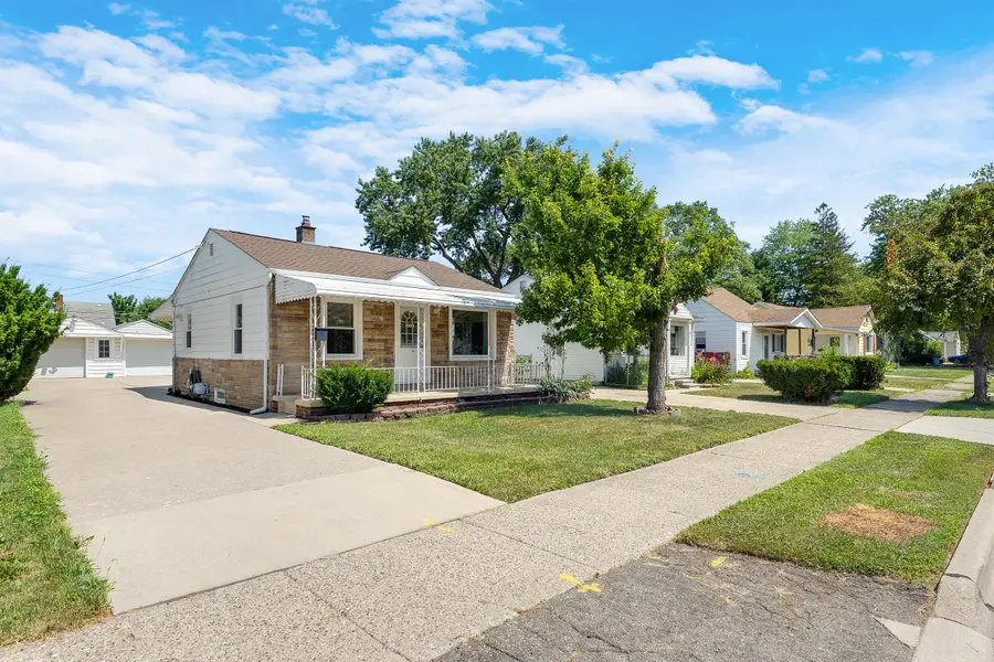 28674 Krauter Street, Garden City, MI 48135 - #2