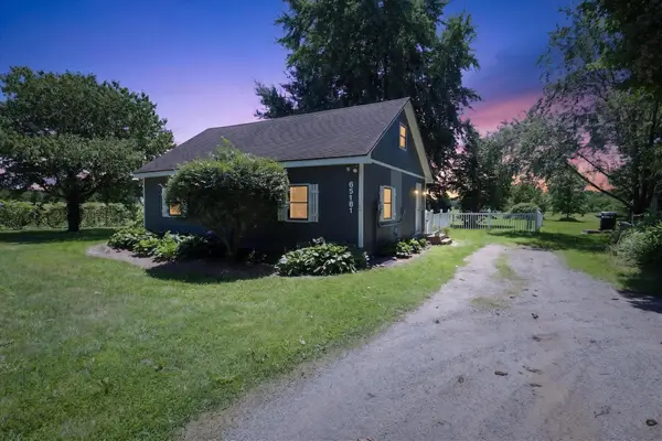 65181 County Road 342, Hartford, MI 49057