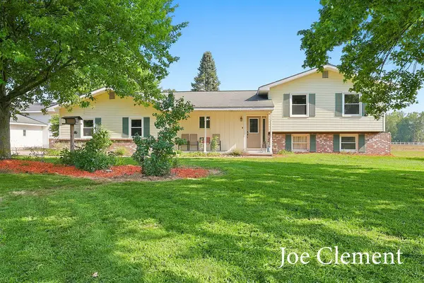 2283 19 Mile Road Nw, Kent City, MI 49330