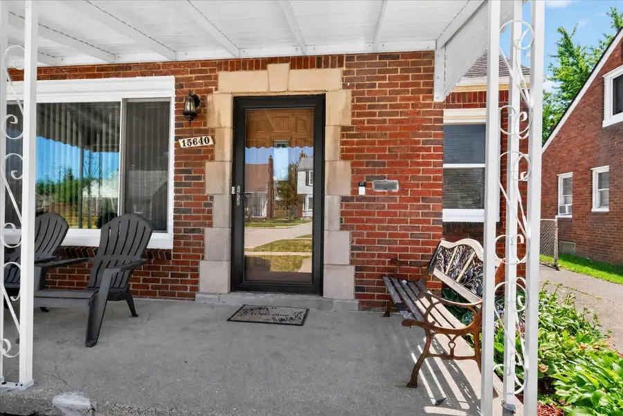 15640 Stricker Avenue, Eastpointe, MI 48021 - #3