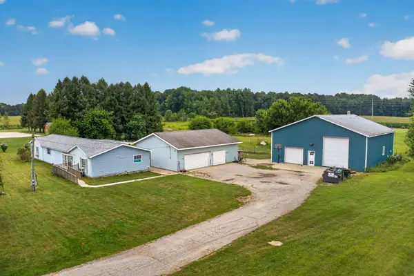 30083 M 62 W, Dowagiac, MI 49047
