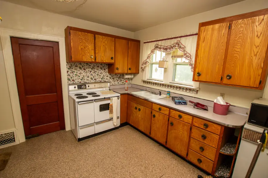 12770 S Wolcott, Sawyer, MI 49125 - #2