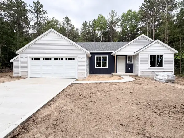 7314 N Amy School Road, Howard City, MI 49329