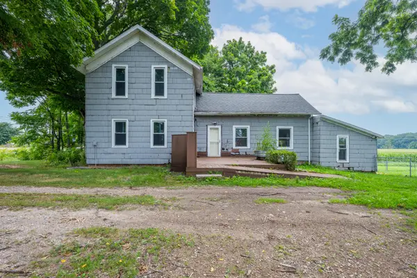 3607 Hillandale Road, Eau Claire, MI 49111