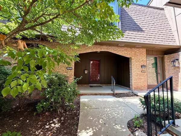 1046 Greenhills Drive, Ann Arbor, MI 48105