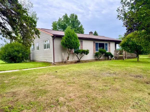 6352 Gavin Lake Avenue Ne, Rockford, MI 49341