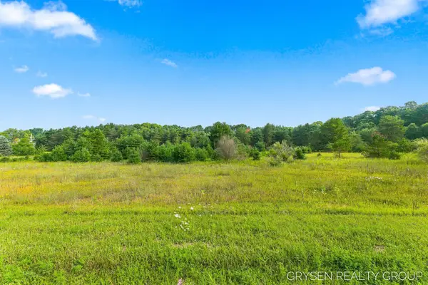 7369 14 Mile Road Ne, Rockford, MI 49341