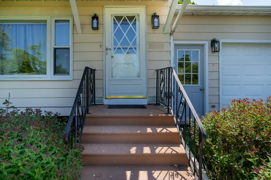 1447 71 1/2 Street, South Haven, MI 49090 - #3