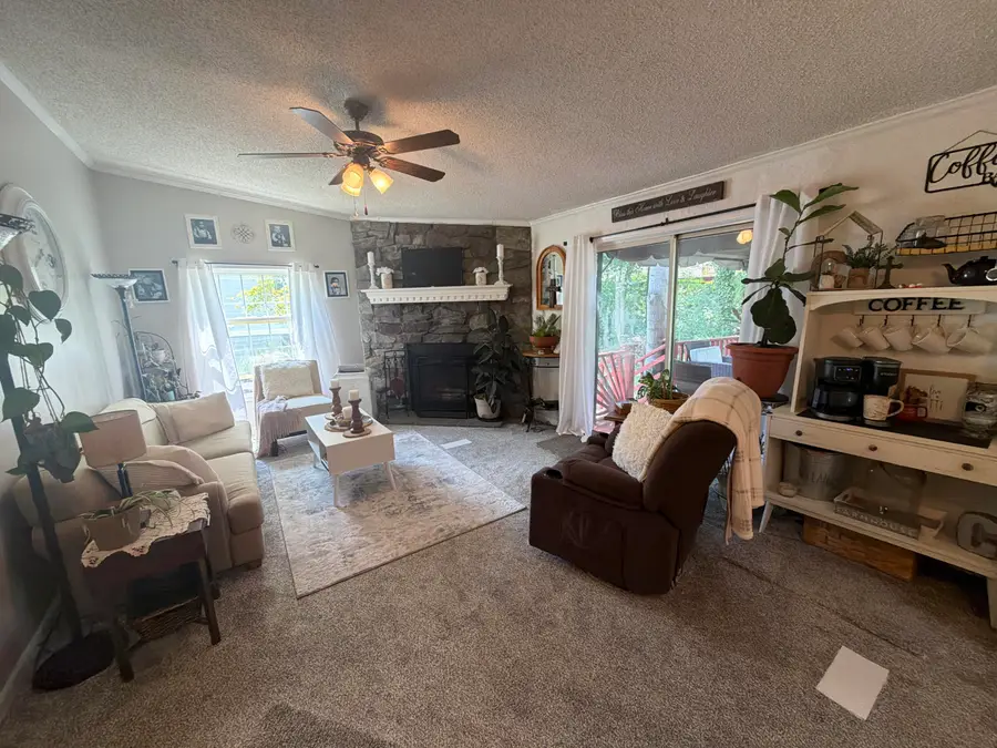 14279 Winters Creek W, West Olive, MI 49460 - #2