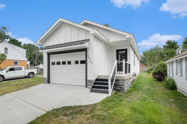 2048 Wyoming Avenue Sw, Wyoming, MI 49519