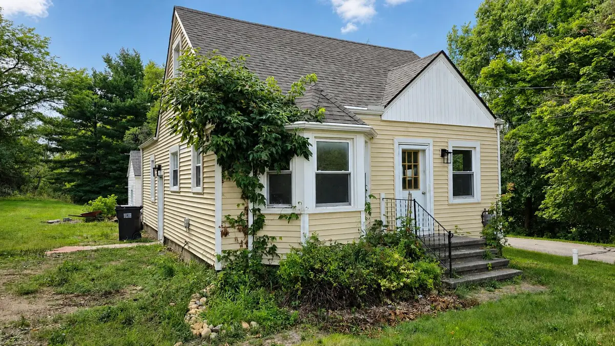 516 Ann Arbor Street, Manchester, MI 48158 - #1