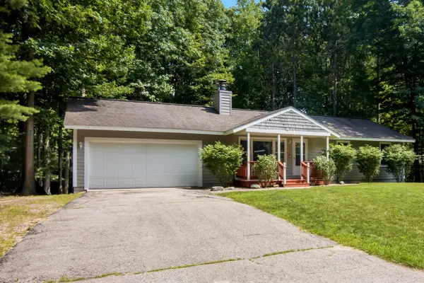 4270 Baywood Drive, Traverse City, MI 49686