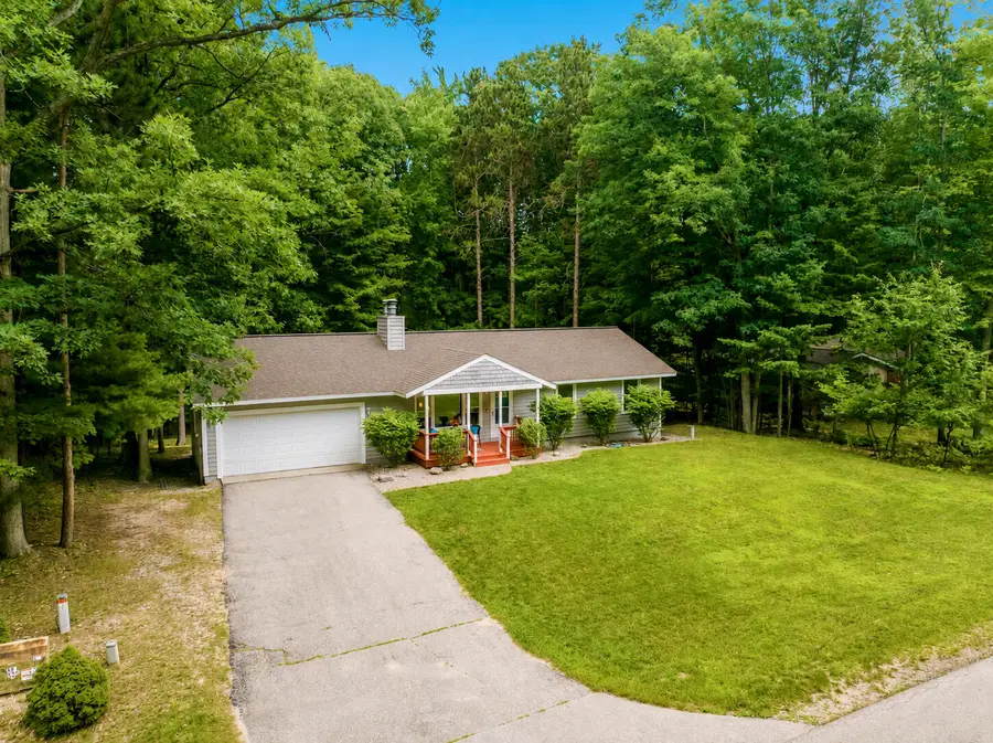 4270 Baywood Drive, Traverse City, MI 49686 - #2