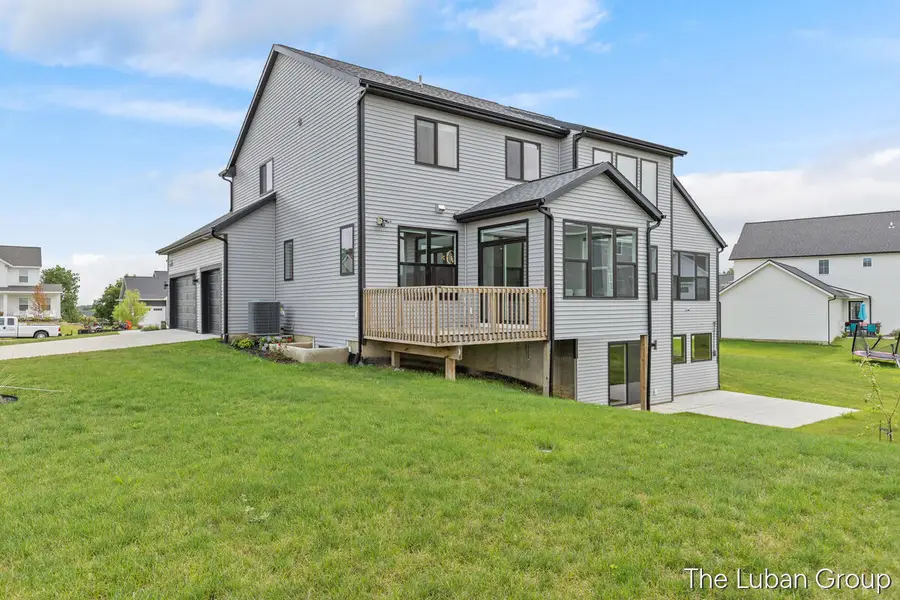 3338 Eagle Peak Drive, Jenison, MI 49428 - #3