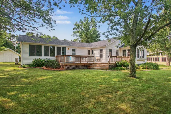 7284 B Street, South Haven, MI 49090