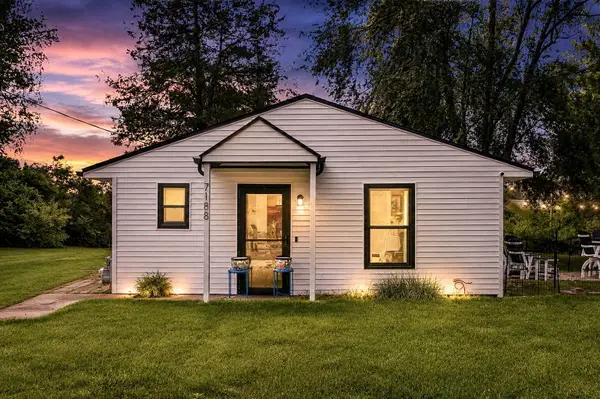7188 E Beach Drive, South Haven, MI 49090