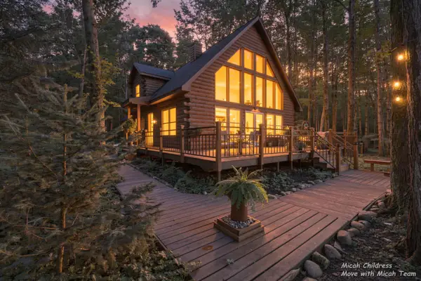6808 Tranquility Lane, Fennville, MI 49408