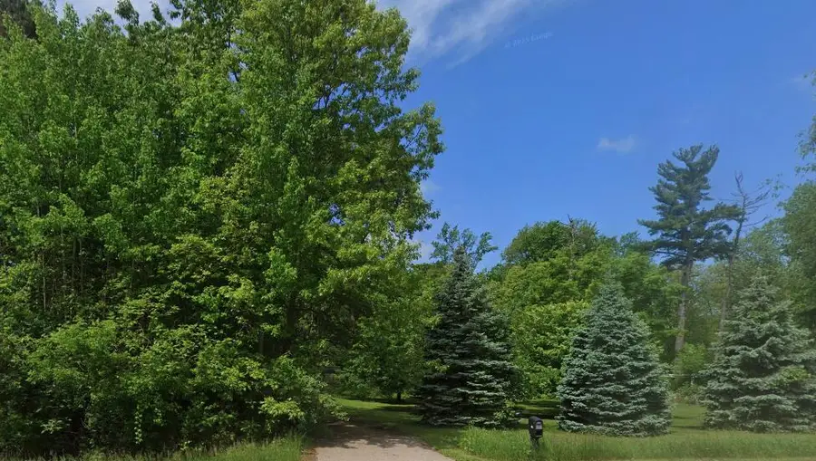 415 Wilson Avenue Sw, Grand Rapids, MI 49534 - #2