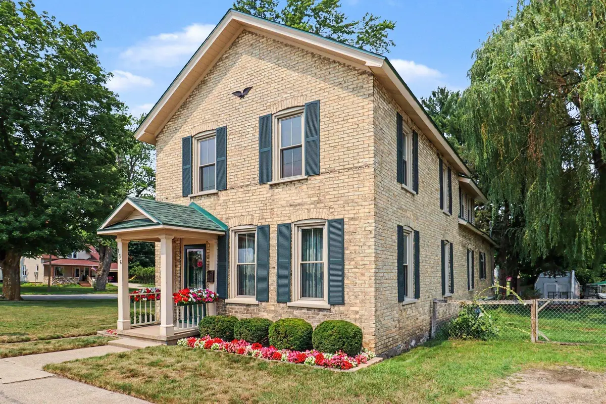 136 W Church Avenue, Reed City, MI 49677 - #1