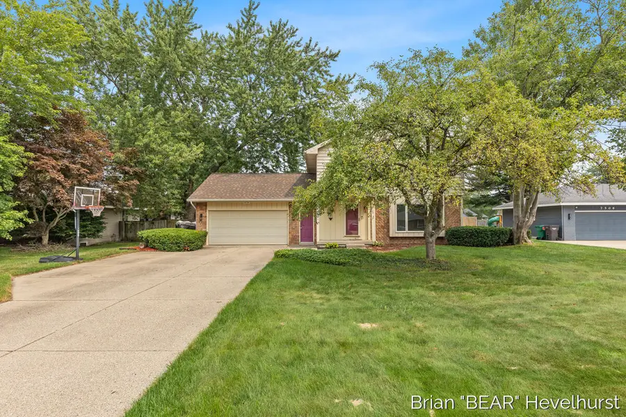 7520 Windgate Drive, Jenison, MI 49428 - #3
