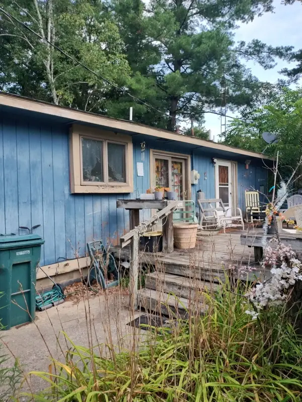 3626 Bittersweet Drive, Columbiaville, MI 48421