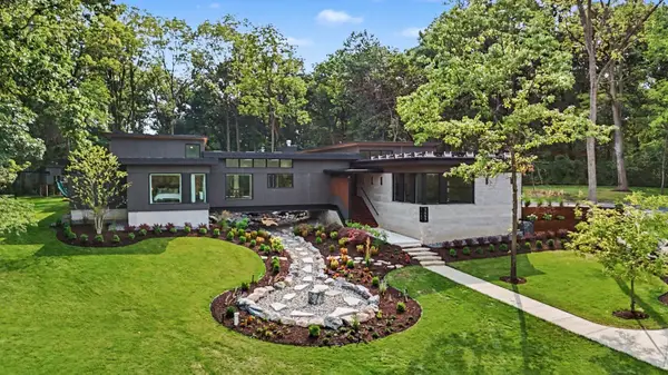 3657 Knoll Creek Court, Ann Arbor, MI 48105