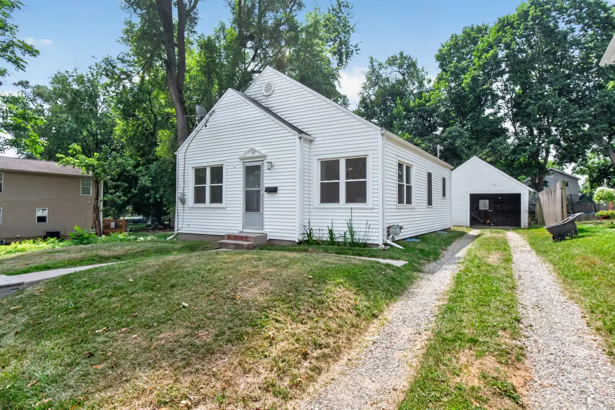 135 E Mansion, Jackson, MI 49203 - #1