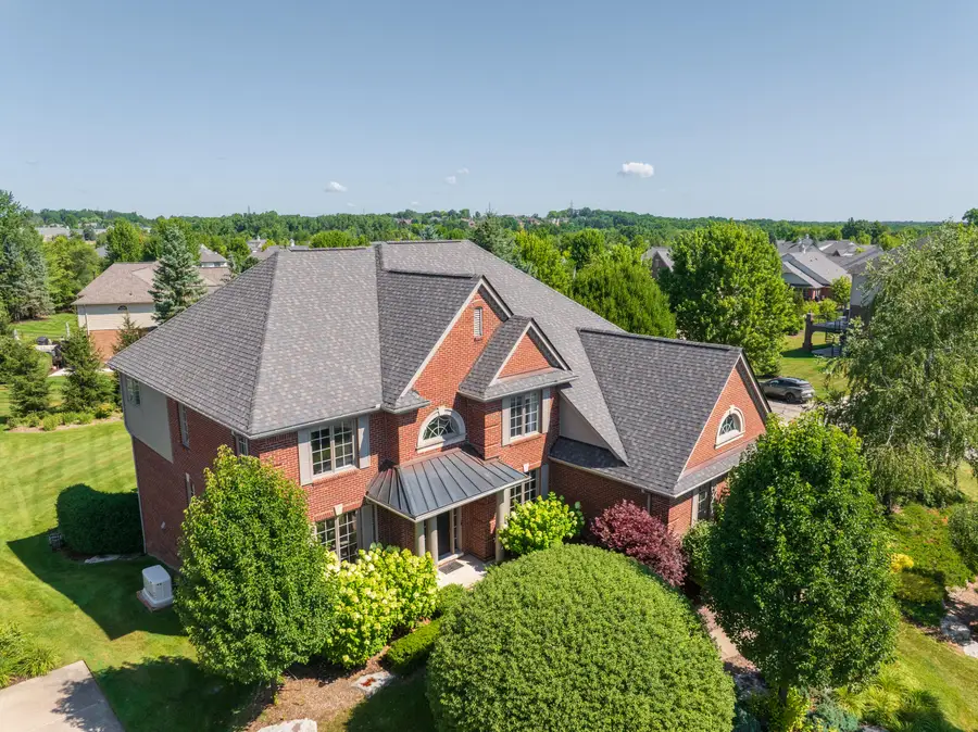 2910 N Addison Circle N, Rochester, MI 48306 - #2