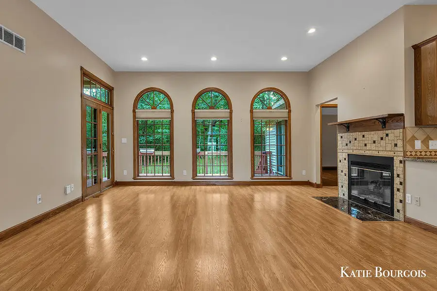 5180 Brookestone Drive Ne, Rockford, MI 49341 - #3