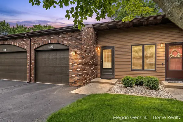 3259 Arrowhead Arms Court Sw, Grandville, MI 49418